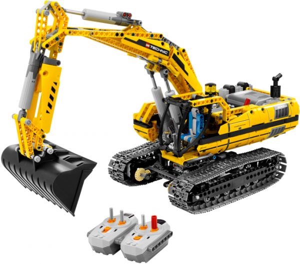 LEGO TECHNIC Motorized Excavator 4x motors, infrared controlled / Moottoroitu kaivinkone neljällä moottorilla, infrapunaohjattava 8043