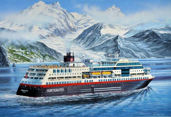 Revell plastic model MS Midnatsol 1:1200