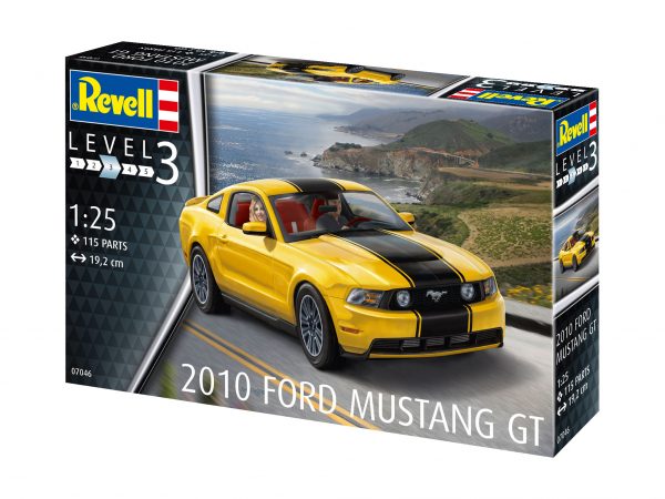 Revell Plastic Model 2010 Ford Mustang GT 1:25