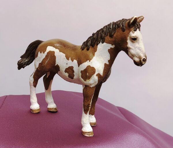 Schleich Pinto nuori hevonen, vuosikas 13695