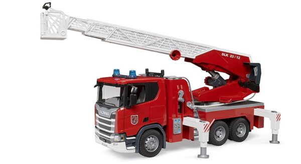 BRUDER 03591 Scania Super 560R Paloauto tikkailla, vesipumppu+ääni ja valo