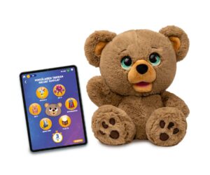 PLAY-I Interaktiivinen tarinoita kertova nalle Poe