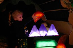 TTS Glow Jewelled Square 3pk
